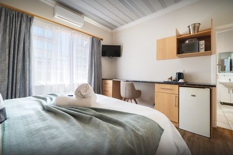 accommodation walmer self catering walmer villiers room2 002