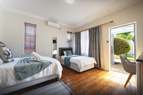 accommodation walmer self catering walmer villiers room5 002