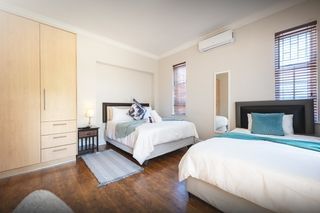 accommodation walmer self catering walmer villiers room5 001