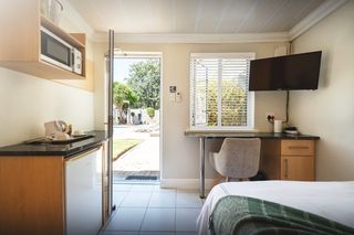 accommodation walmer self catering walmer villiers room6 004